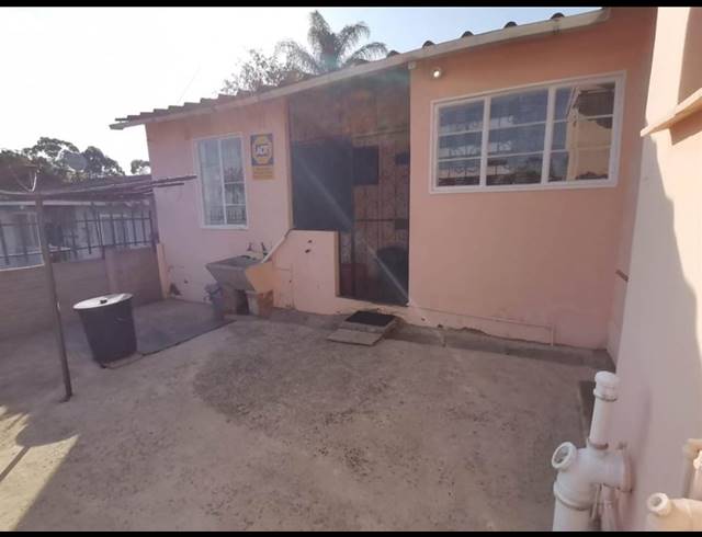 3 BEDROOM FREESTANDING FOR SALE IN NORTHDALE